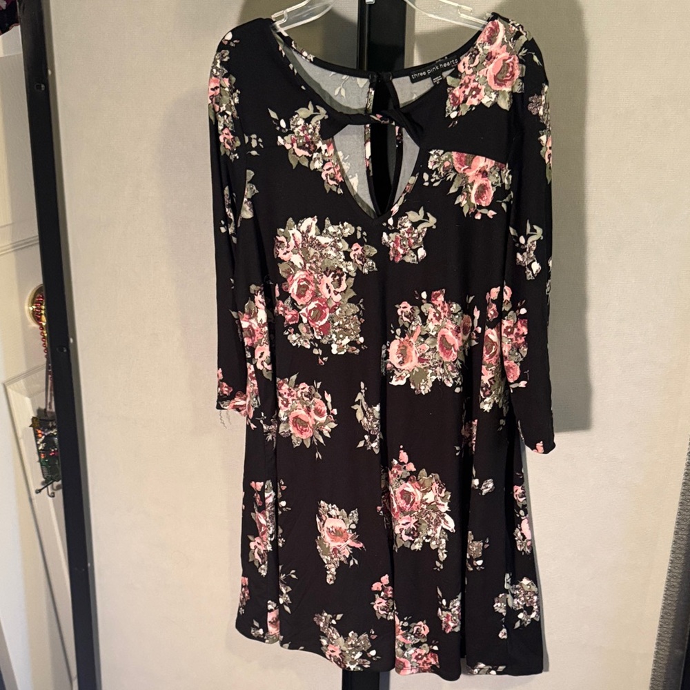 Three Hearts Black Dress with Pink Floral Design 3/4 sleeves. Size XL